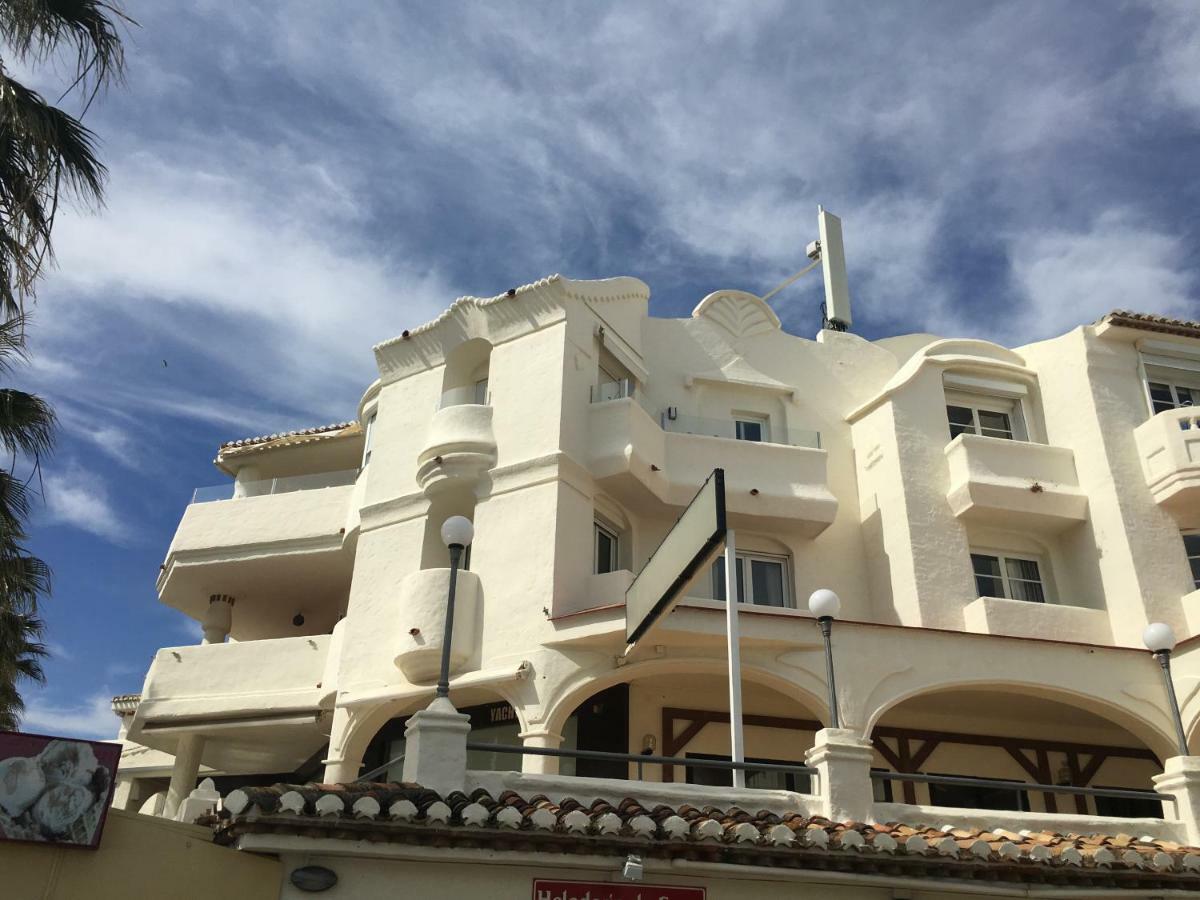 Magnificent Port-Beach 5* Luxury Residence Benalmádena Exteriör bild